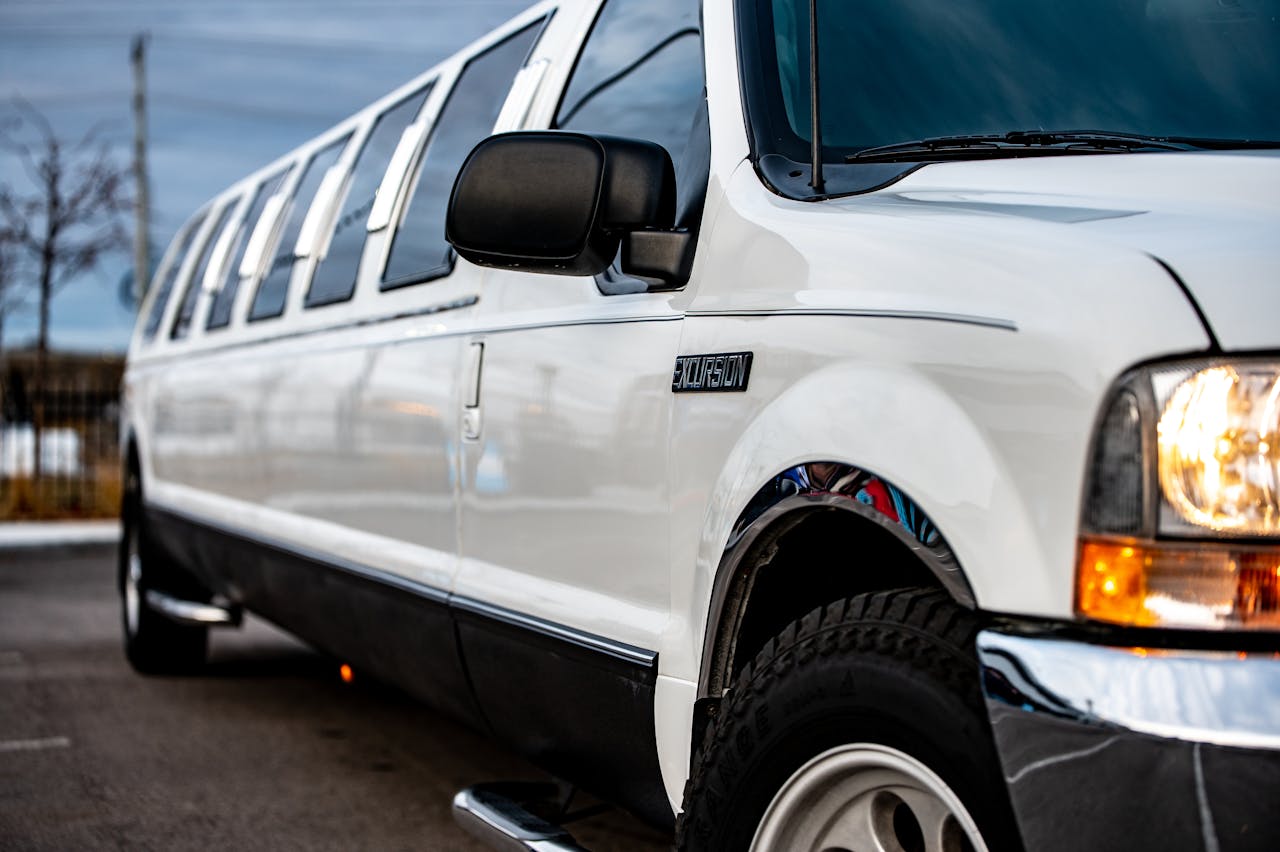 How to Get Premium Limo Car Service in Chicago