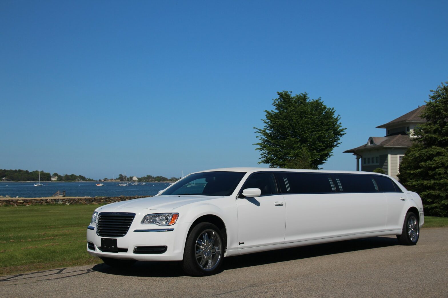 Limo Car Service Chicago - Luxury Rides with Affordable Rates