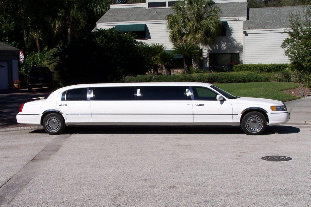 Top-Rated Limo Services in Chicago: Your Guide to Luxury Transportation